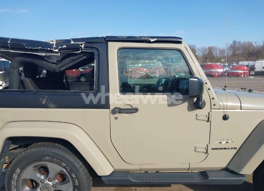 Photo 14 of 2017 Jeep Wrangler SAHARA 4X4 (VIN 1C4AJWBG0HL577748)