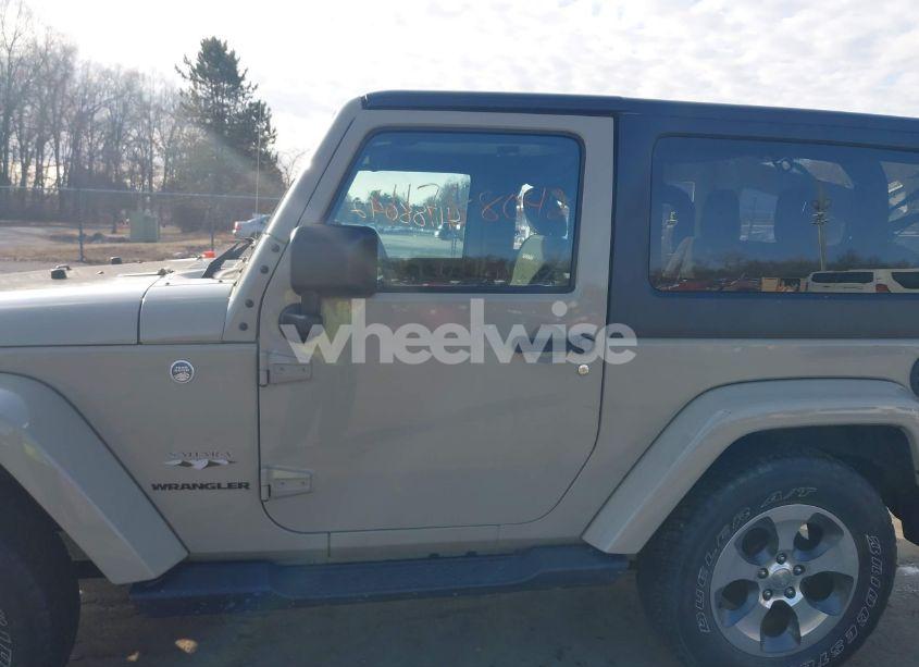 Photo 15 of 2017 Jeep Wrangler SAHARA 4X4 (VIN 1C4AJWBG0HL577748)