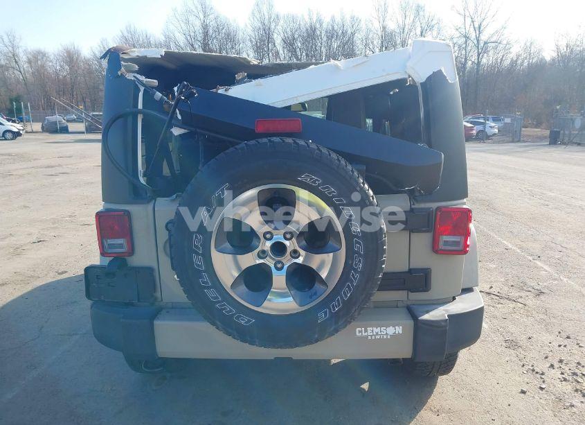 Photo 17 of 2017 Jeep Wrangler SAHARA 4X4 (VIN 1C4AJWBG0HL577748)