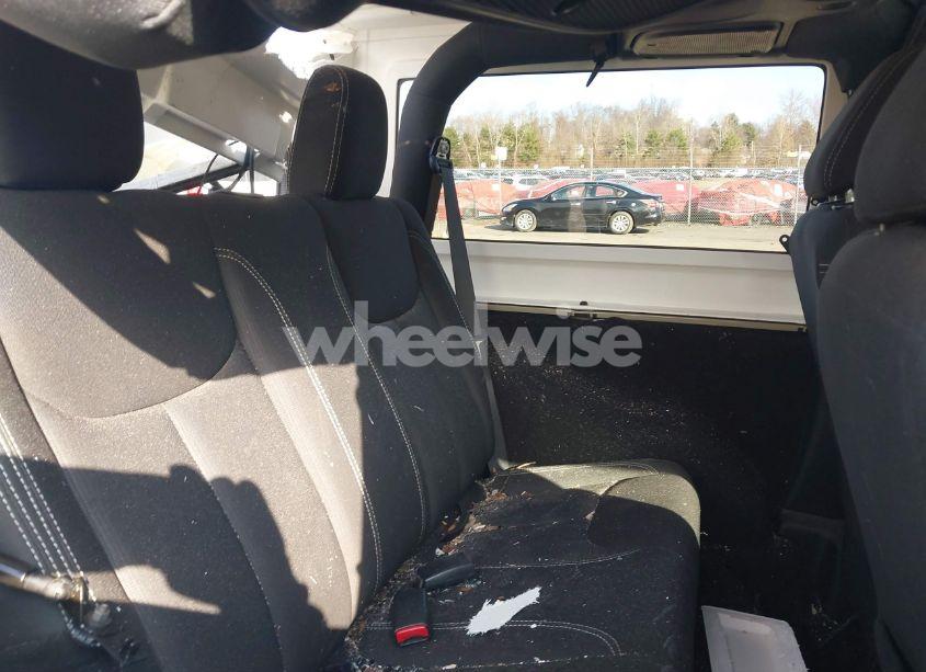 Photo 8 of 2017 Jeep Wrangler SAHARA 4X4 (VIN 1C4AJWBG0HL577748)