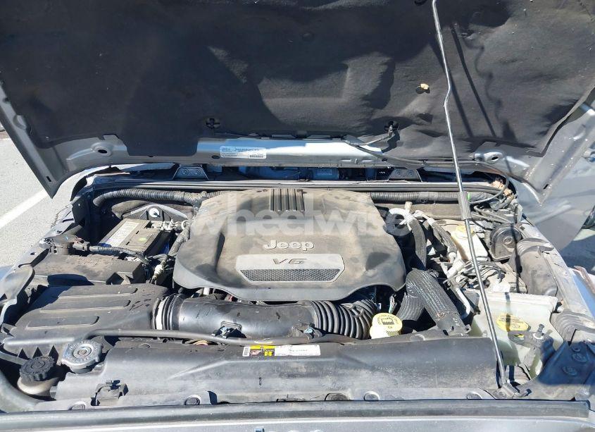 Photo 10 of 2015 Jeep Wrangler SAHARA (VIN 1C4AJWBG2FL614683)