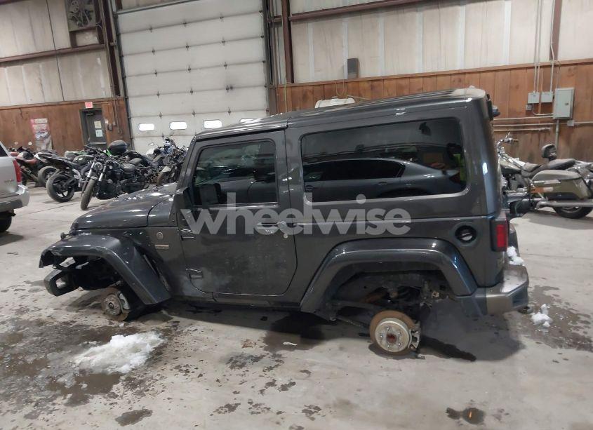 Photo 14 of 2017 Jeep Wrangler 75TH ANNIVERSARY EDITION 4X4 (VIN 1C4AJWBG2HL535064)