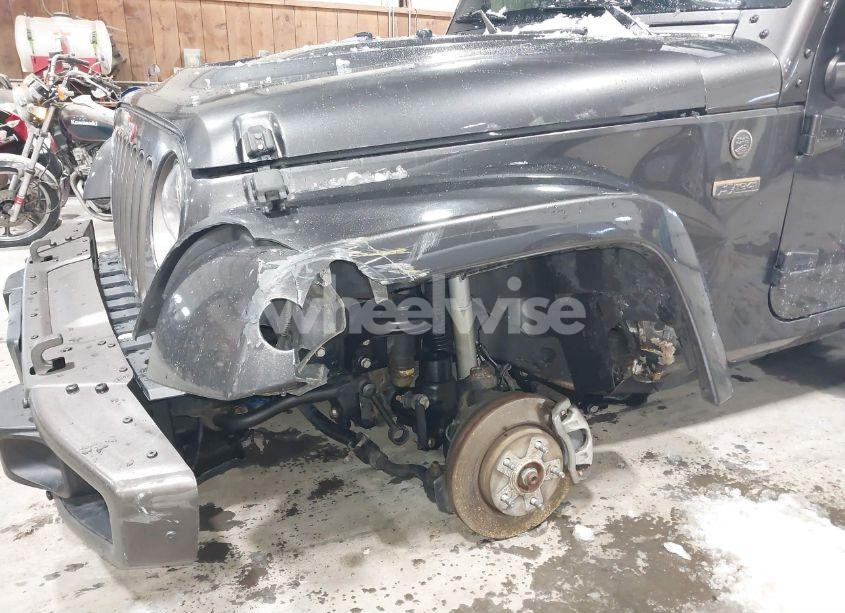 Photo 6 of 2017 Jeep Wrangler 75TH ANNIVERSARY EDITION 4X4 (VIN 1C4AJWBG2HL535064)