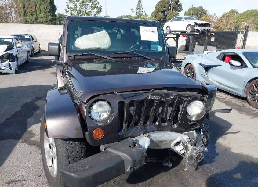 Photo 12 of 2013 Jeep Wrangler SAHARA (VIN 1C4AJWBG3DL677093)