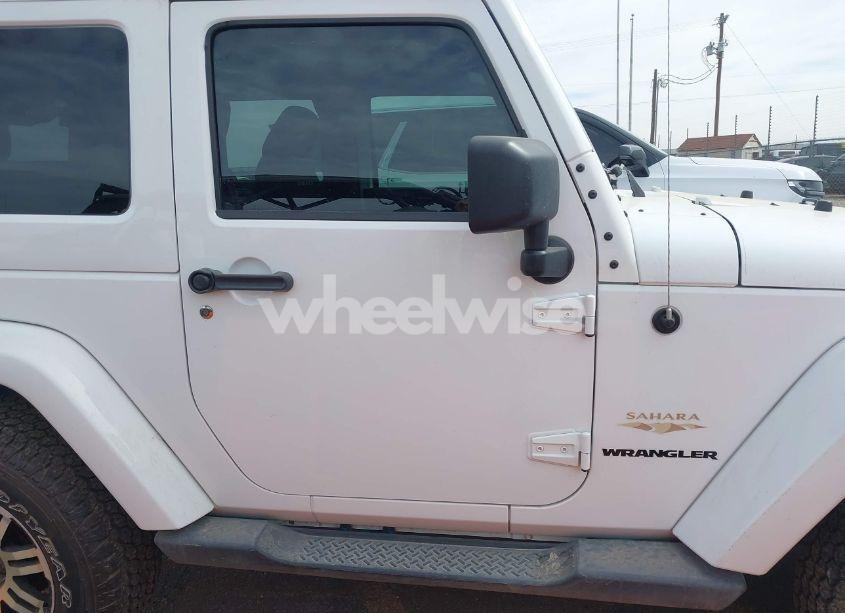 Photo 13 of 2014 Jeep Wrangler SAHARA (VIN 1C4AJWBG3EL121917)
