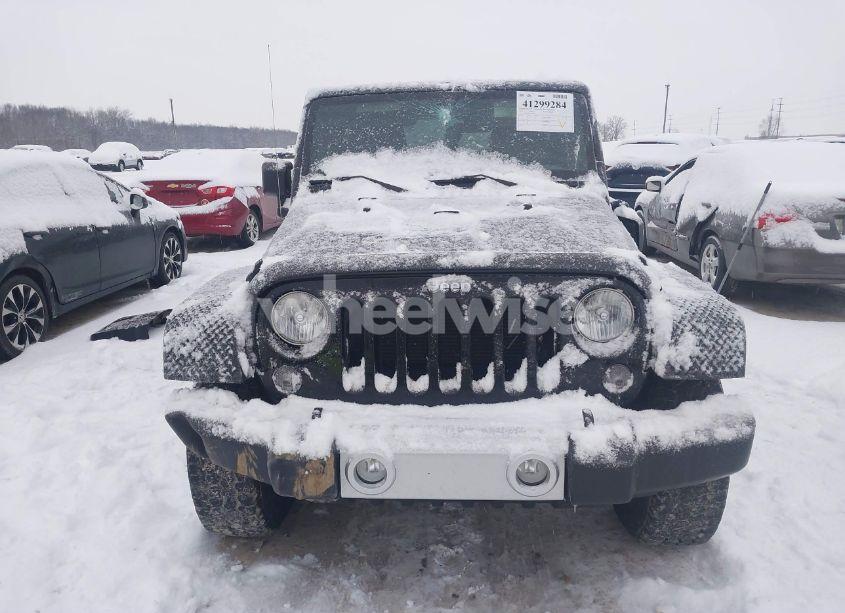 Photo 13 of 2014 Jeep Wrangler SAHARA (VIN 1C4AJWBG3EL190302)