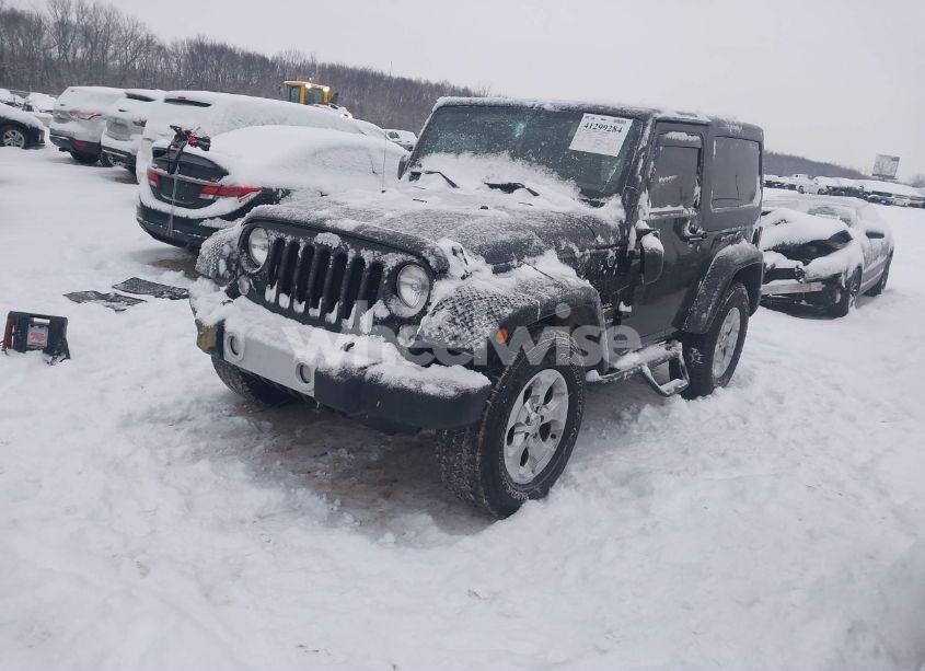 Photo 2 of 2014 Jeep Wrangler SAHARA (VIN 1C4AJWBG3EL190302)