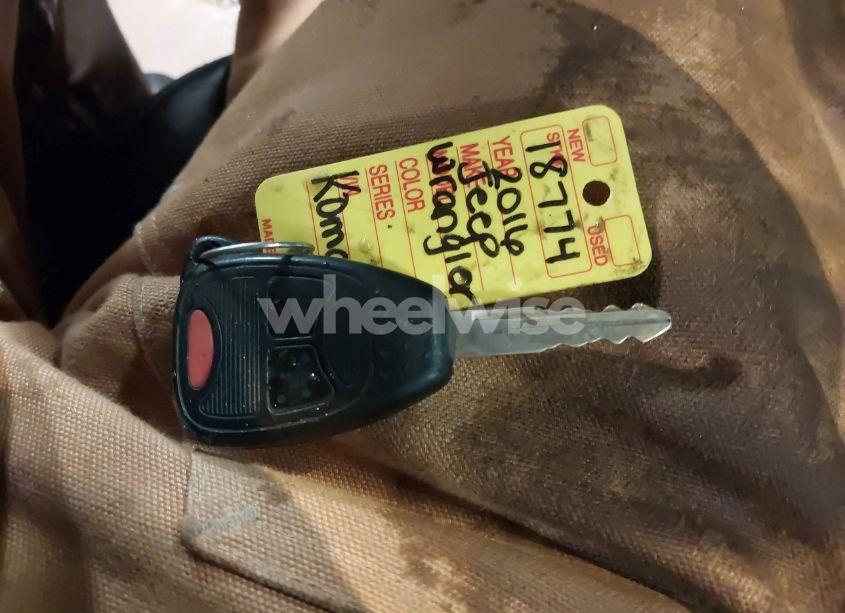 Photo 11 of 2016 Jeep Wrangler BACKCOUNTRY (VIN 1C4AJWBG3GL158176)