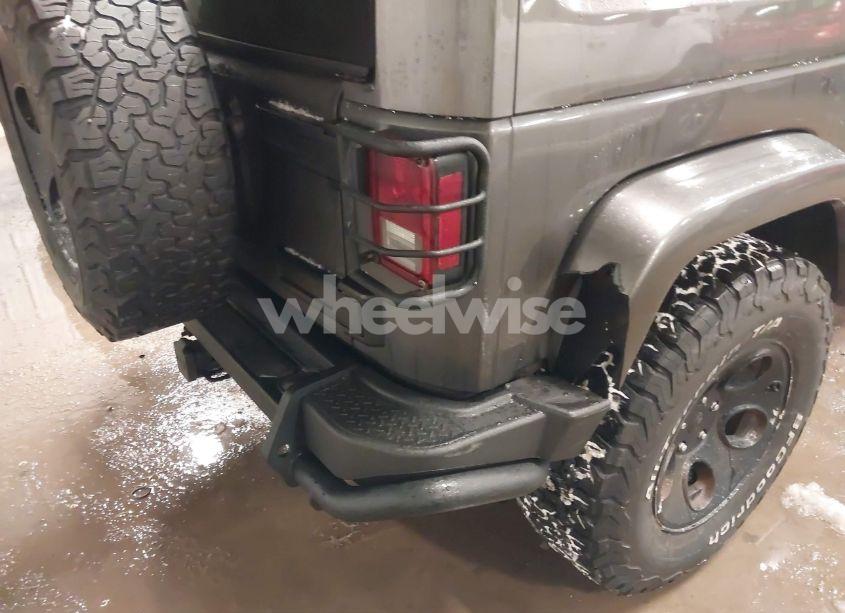 Photo 6 of 2016 Jeep Wrangler BACKCOUNTRY (VIN 1C4AJWBG3GL158176)