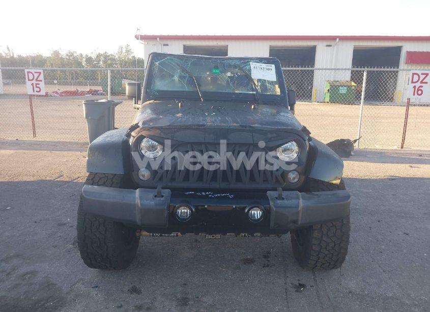 Photo 12 of 2017 Jeep Wrangler SAHARA 4X4 (VIN 1C4AJWBG3HL522694)