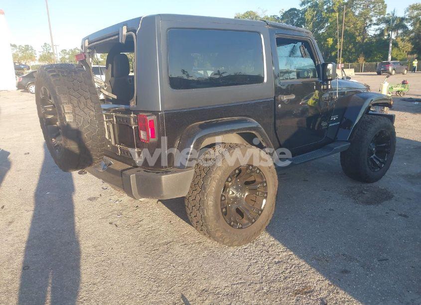 Photo 4 of 2017 Jeep Wrangler SAHARA 4X4 (VIN 1C4AJWBG3HL522694)