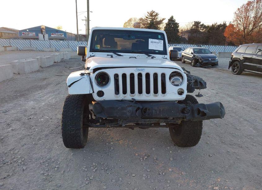 Photo 12 of 2014 Jeep Wrangler SAHARA (VIN 1C4AJWBG4EL205826)
