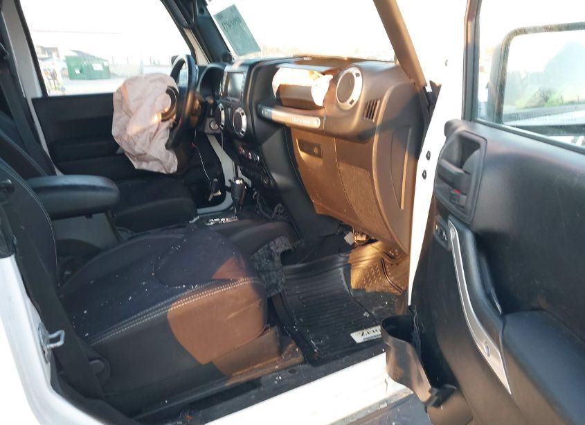 Photo 5 of 2014 Jeep Wrangler SAHARA (VIN 1C4AJWBG4EL205826)