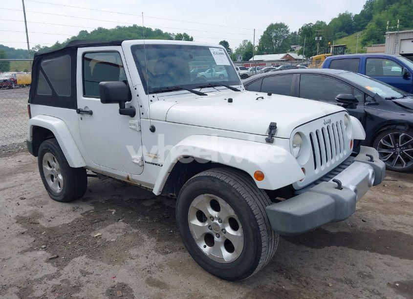 2013 Jeep Wrangler SAHARA (VIN 1C4AJWBG5DL507768) main photo