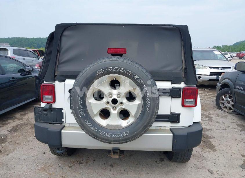 Photo 16 of 2013 Jeep Wrangler SAHARA (VIN 1C4AJWBG5DL507768)