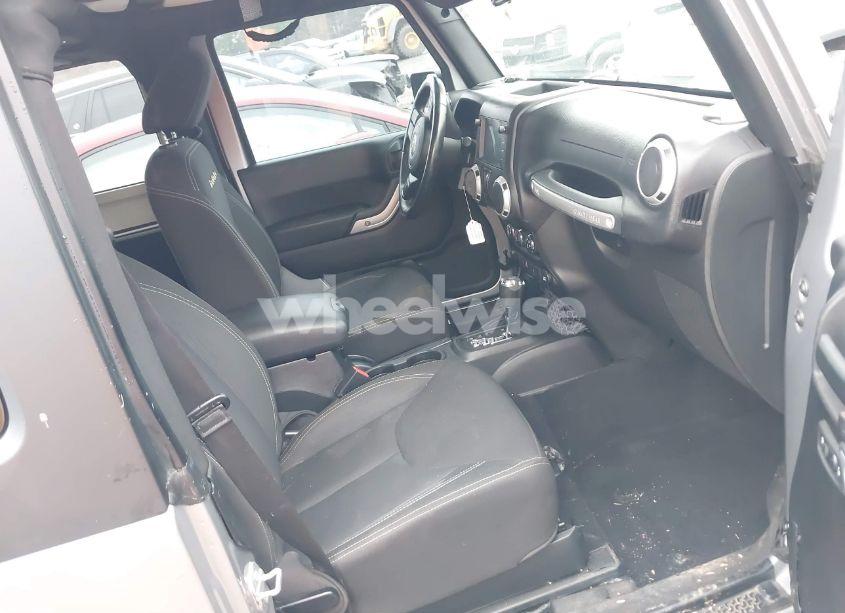 Photo 5 of 2015 Jeep Wrangler SAHARA (VIN 1C4AJWBG5FL751455)