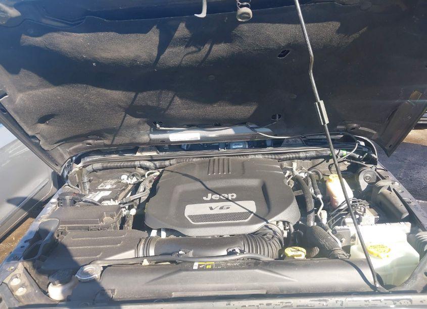 Photo 10 of 2017 Jeep Wrangler SAHARA 4X4 (VIN 1C4AJWBG6HL726096)