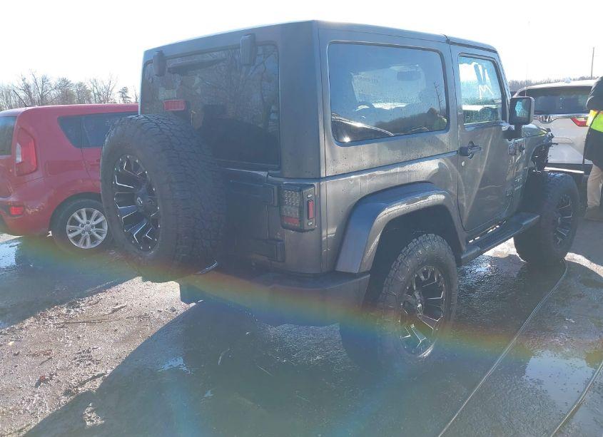 Photo 4 of 2017 Jeep Wrangler SAHARA 4X4 (VIN 1C4AJWBG6HL726096)