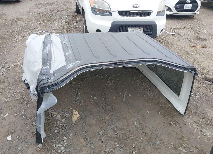 Photo 12 of 2017 Jeep Wrangler SAHARA 4X4 (VIN 1C4AJWBG6HL755551)