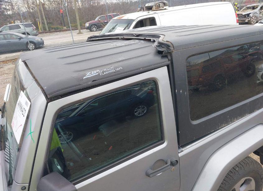 Photo 20 of 2017 Jeep Wrangler SAHARA 4X4 (VIN 1C4AJWBG6HL755551)