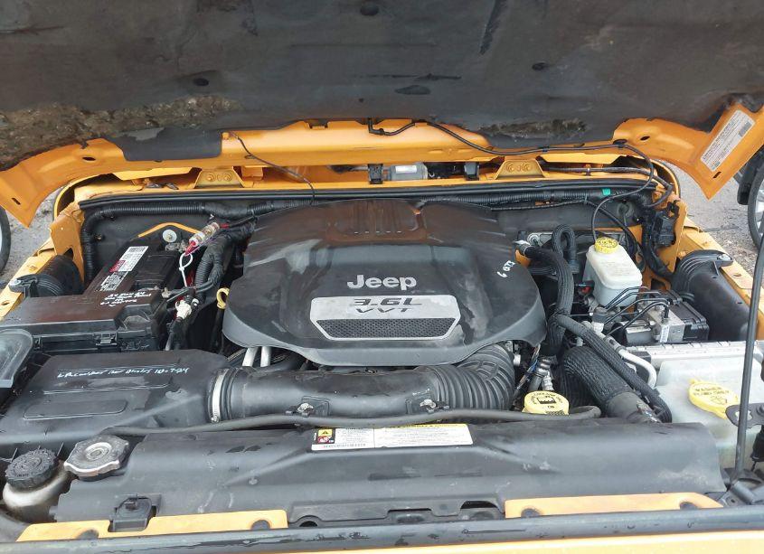 Photo 10 of 2012 Jeep Wrangler SAHARA (VIN 1C4AJWBG7CL161060)