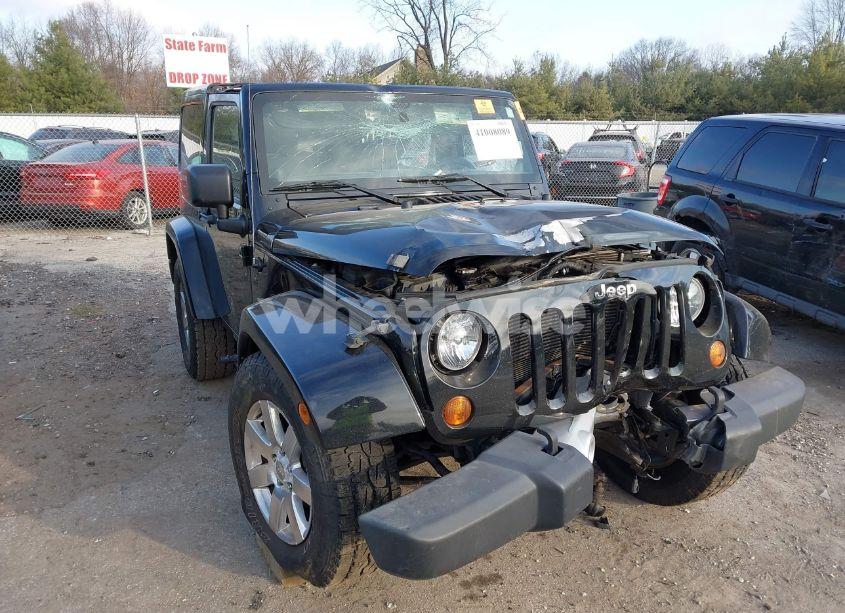 2012 Jeep Wrangler SAHARA (VIN 1C4AJWBG7CL211181) main photo