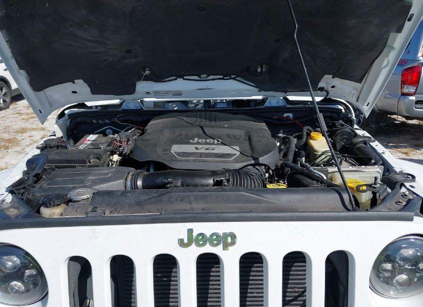 Photo 10 of 2014 Jeep Wrangler SAHARA (VIN 1C4AJWBG7EL221468)