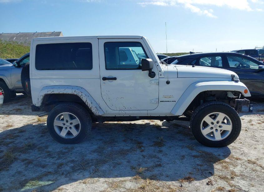 Photo 13 of 2014 Jeep Wrangler SAHARA (VIN 1C4AJWBG7EL221468)
