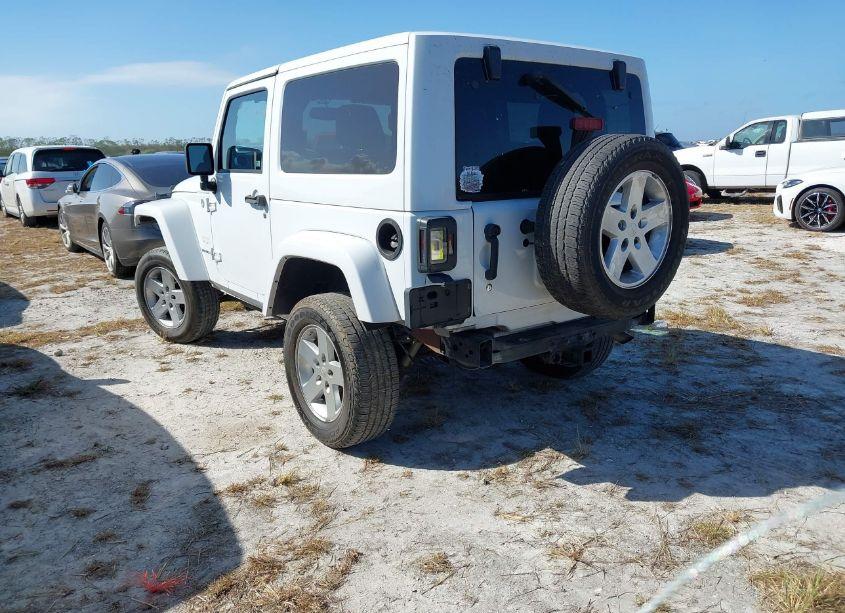 Photo 3 of 2014 Jeep Wrangler SAHARA (VIN 1C4AJWBG7EL221468)