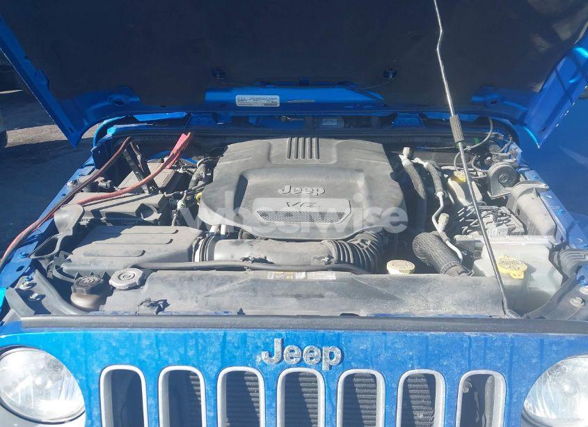 Photo 10 of 2016 Jeep Wrangler SAHARA (VIN 1C4AJWBG7GL102208)