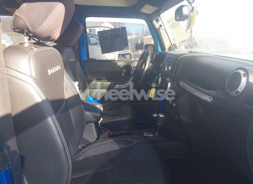 Photo 5 of 2016 Jeep Wrangler SAHARA (VIN 1C4AJWBG7GL102208)