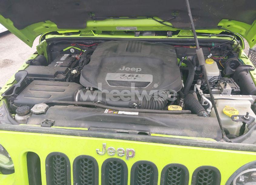 Photo 10 of 2013 Jeep Wrangler SAHARA (VIN 1C4AJWBG8DL543728)