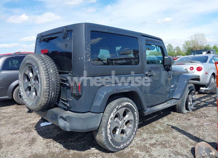 Photo 4 of 2017 Jeep Wrangler SAHARA 4X4 (VIN 1C4AJWBG8HL728402)