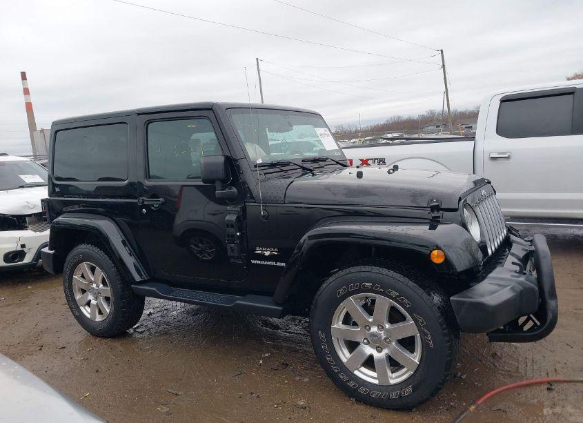 Photo 13 of 2017 Jeep Wrangler SAHARA 4X4 (VIN 1C4AJWBGXHL721788)