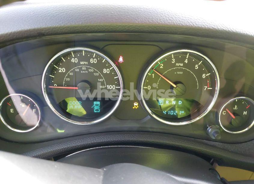 Photo 7 of 2018 Jeep Wrangler JK SAHARA 4X4 (VIN 1C4AJWBGXJL811092)