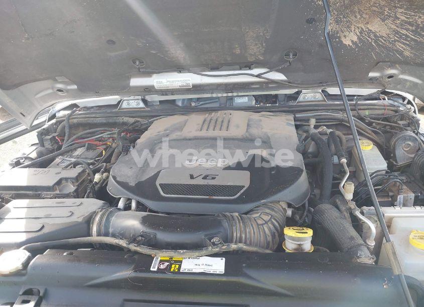 Photo 10 of 2015 Jeep Wrangler RUBICON (VIN 1C4BJWCG0FL675520)