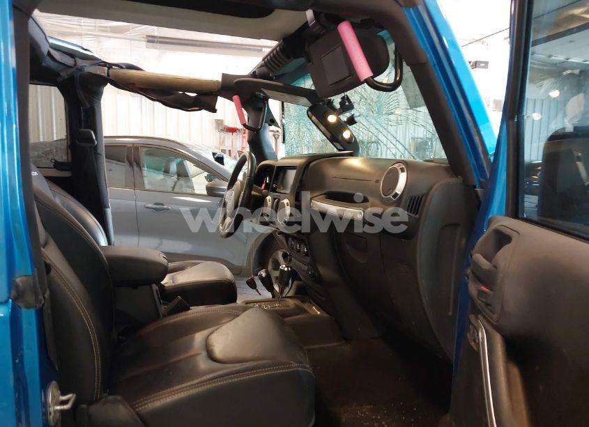 Photo 5 of 2015 Jeep Wrangler RUBICON (VIN 1C4BJWCG3FL568848)