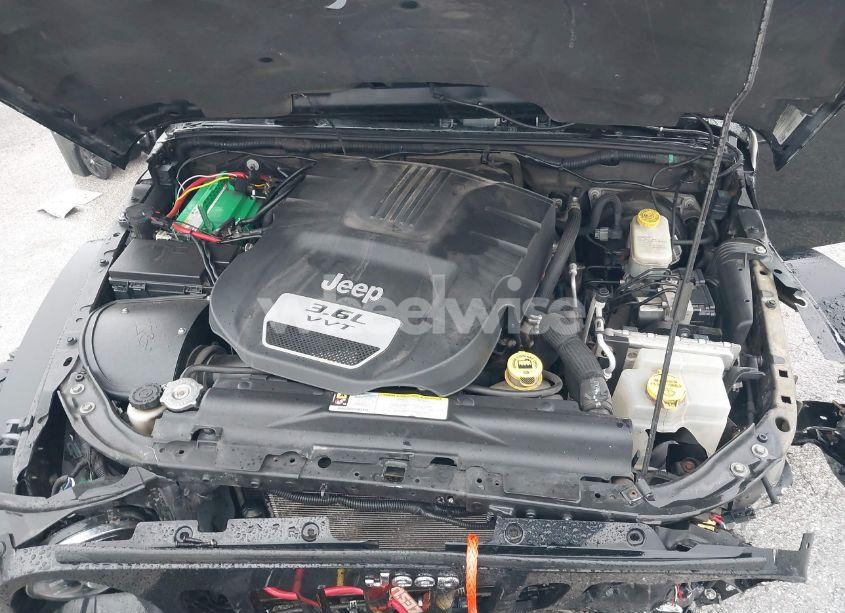 Photo 10 of 2012 Jeep Wrangler RUBICON (VIN 1C4BJWCG4CL106746)