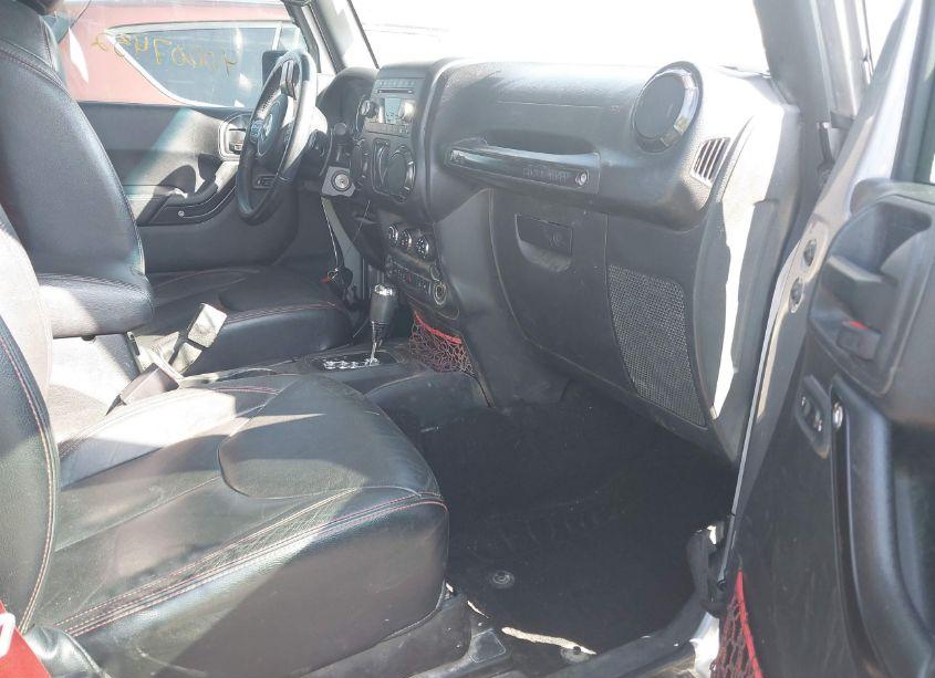 Photo 5 of 2017 Jeep Wrangler RUBICON RECON 4X4 (VIN 1C4BJWCG5HL611184)