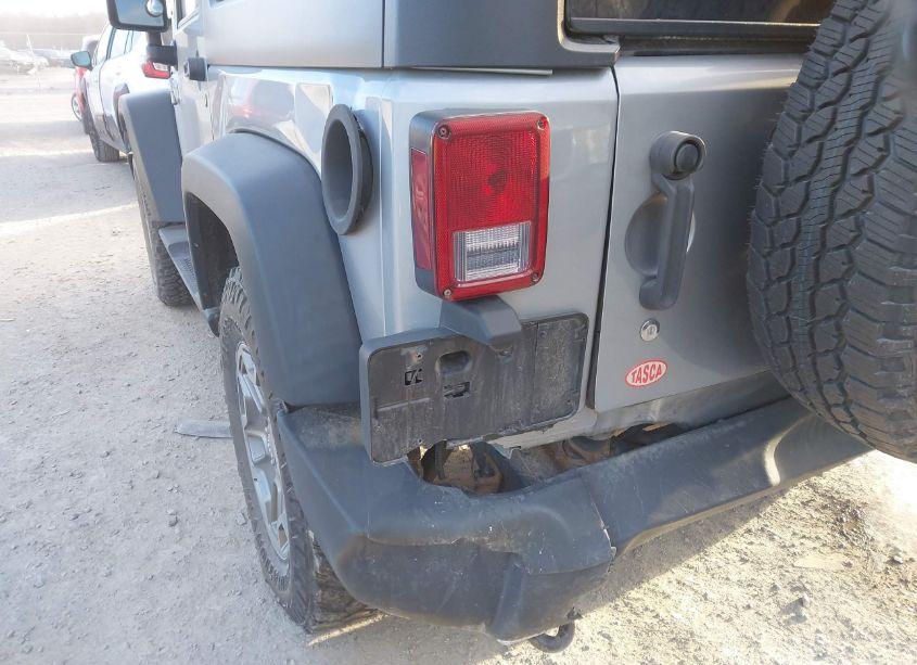 Photo 6 of 2014 Jeep Wrangler RUBICON (VIN 1C4BJWCG9EL103991)