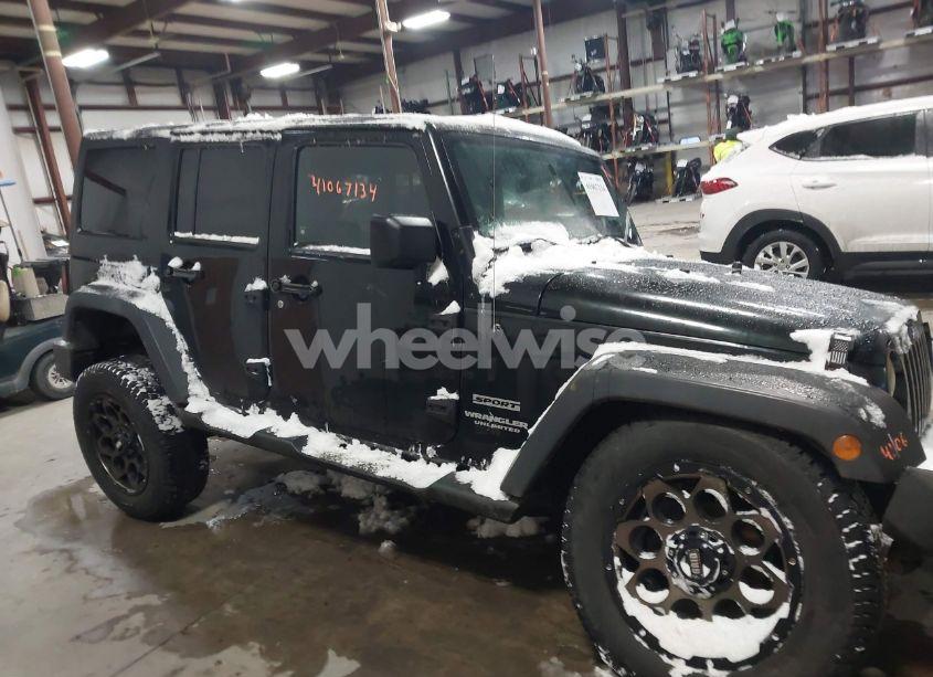 Photo 14 of 2012 Jeep Wrangler UNLIMITED SPORT (VIN 1C4BJWDG0CL201528)