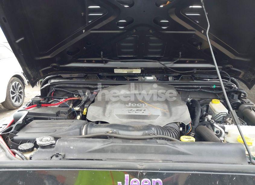 Photo 10 of 2013 Jeep Wrangler UNLIMITED SPORT (VIN 1C4BJWDG0DL503306)