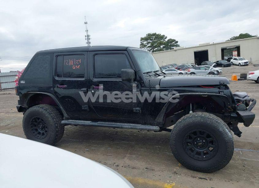 Photo 13 of 2013 Jeep Wrangler UNLIMITED SPORT (VIN 1C4BJWDG0DL503306)