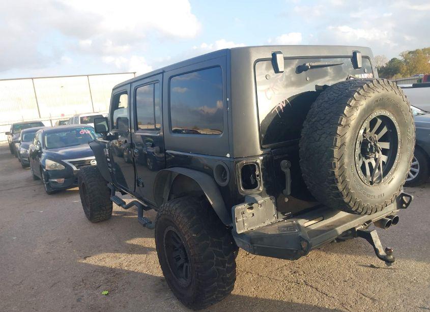 Photo 3 of 2013 Jeep Wrangler UNLIMITED SPORT (VIN 1C4BJWDG0DL504620)