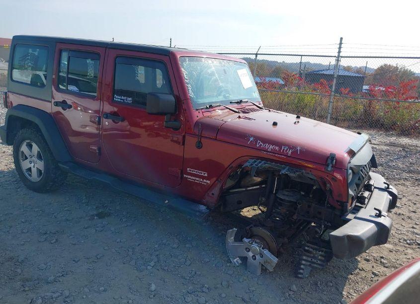 2013 Jeep Wrangler UNLIMITED SPORT (VIN 1C4BJWDG0DL559875) main photo