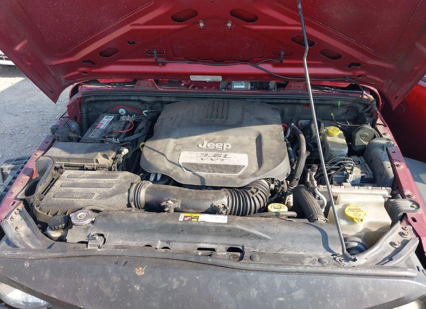 Photo 10 of 2013 Jeep Wrangler UNLIMITED SPORT (VIN 1C4BJWDG0DL559875)