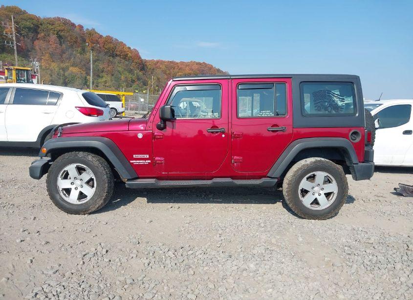 Photo 15 of 2013 Jeep Wrangler UNLIMITED SPORT (VIN 1C4BJWDG0DL559875)