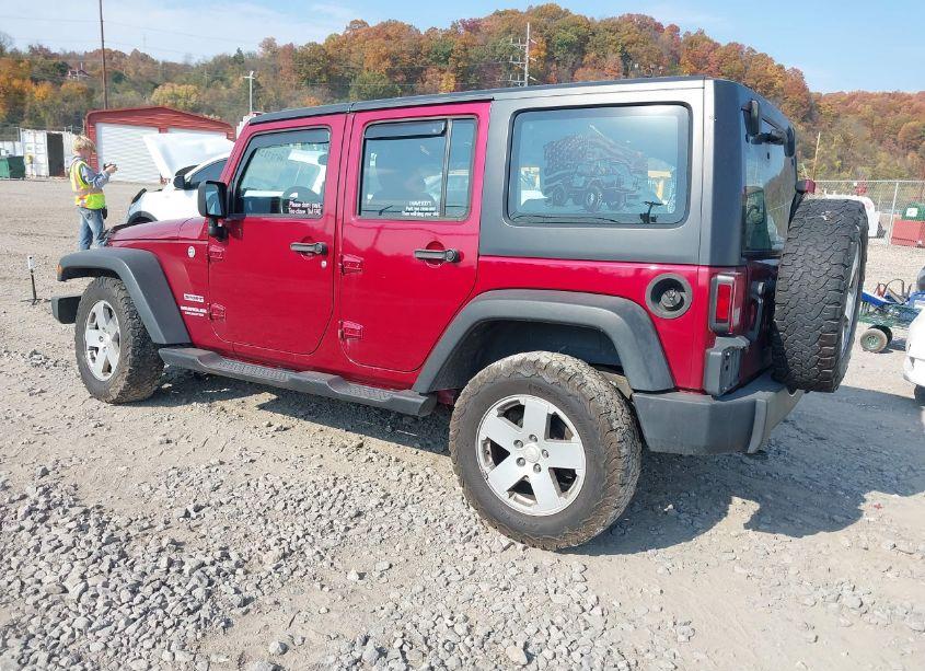 Photo 3 of 2013 Jeep Wrangler UNLIMITED SPORT (VIN 1C4BJWDG0DL559875)