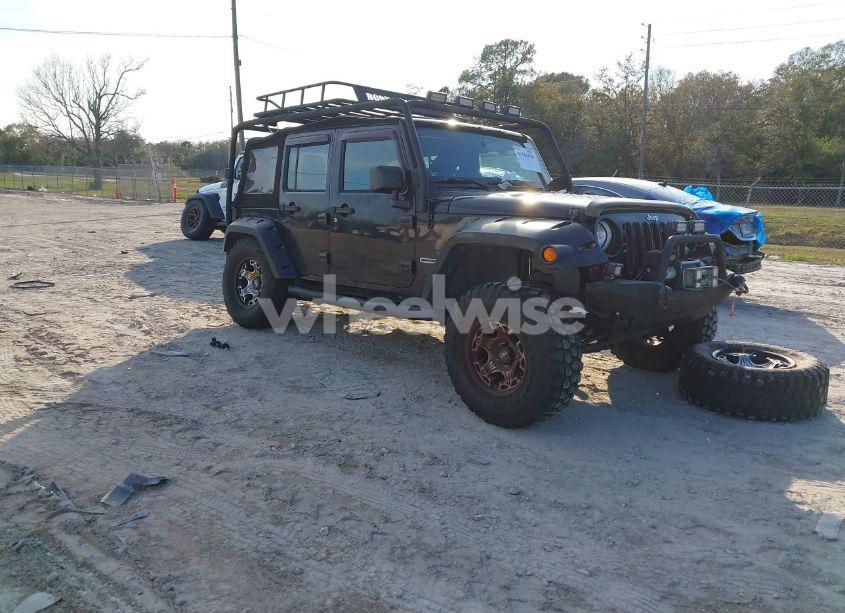 2013 Jeep Wrangler UNLIMITED SPORT (VIN 1C4BJWDG0DL593086) main photo