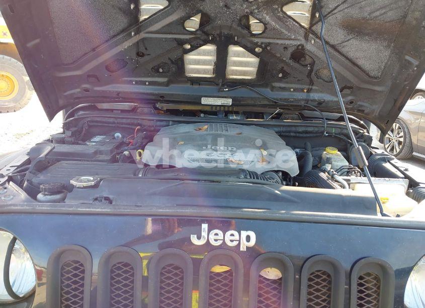 Photo 10 of 2013 Jeep Wrangler UNLIMITED SPORT (VIN 1C4BJWDG0DL593086)